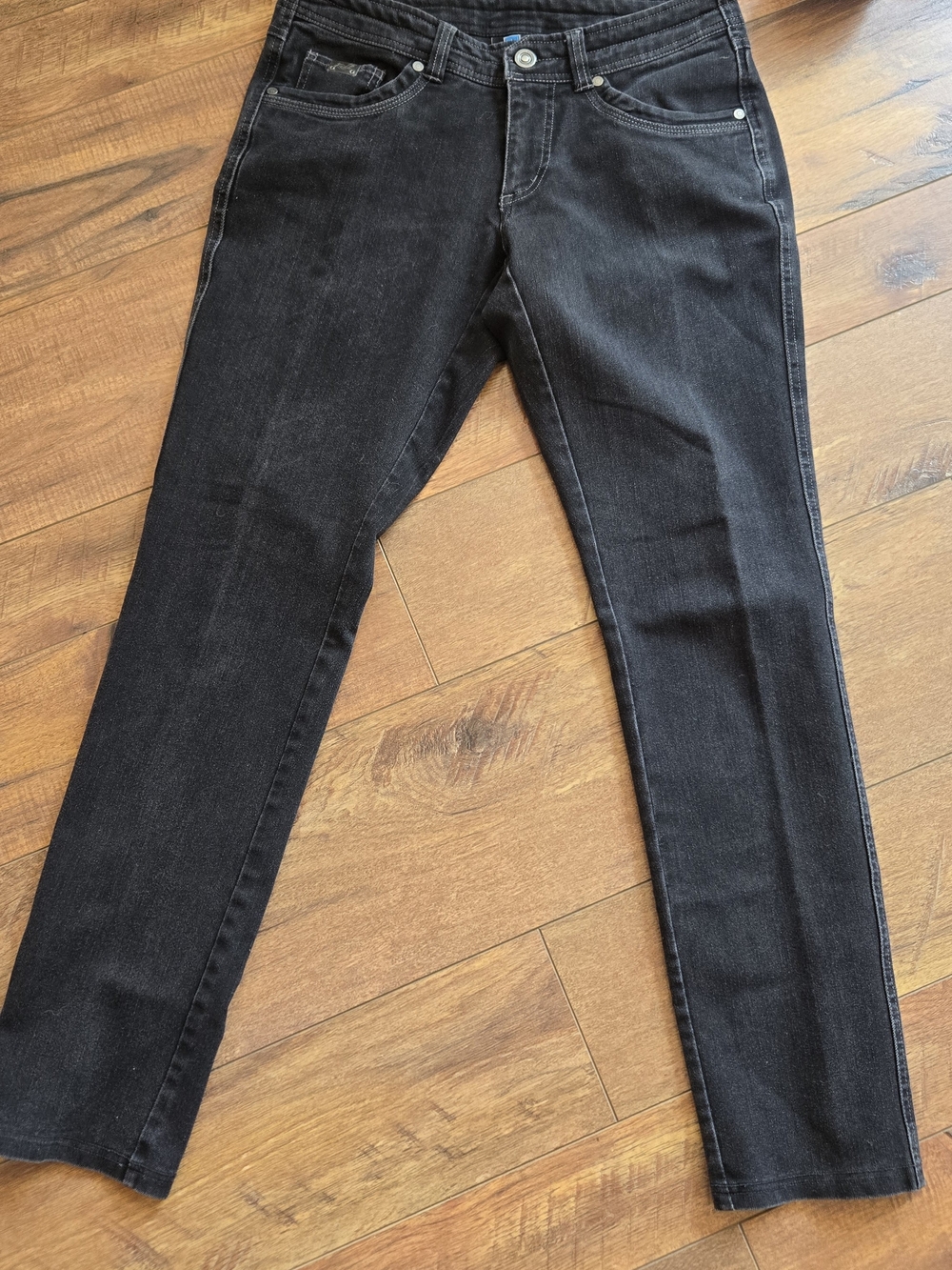 Kuhl Women's Straight Leg Jeans in Black Denim